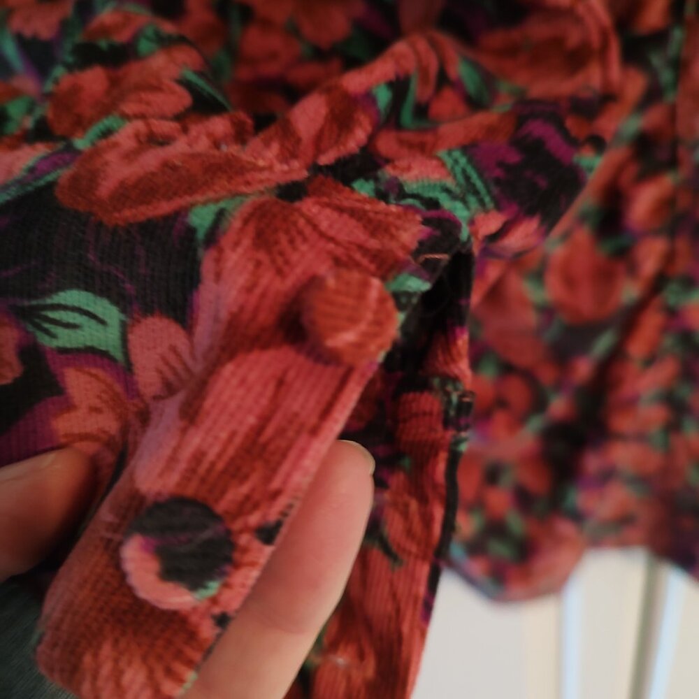 Dress - Picture 4 of 9